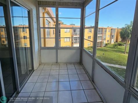 4334 NW 9th Avenue Deerfield Beach FL 33064