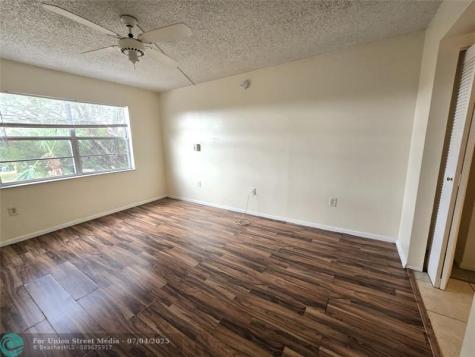 4334 NW 9th Avenue Deerfield Beach FL 33064