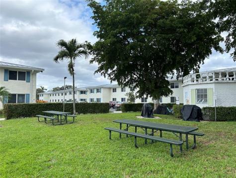 6263 NE 19th Avenue Fort Lauderdale FL 33308