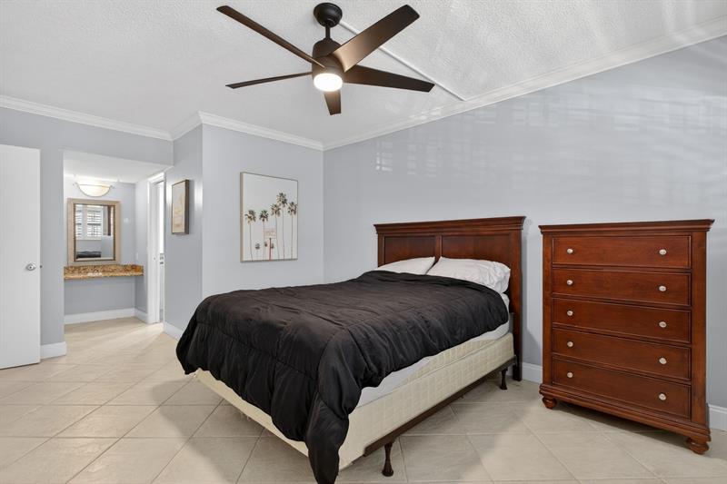 2801 N Palm Aire Drive Pompano Beach FL 33069