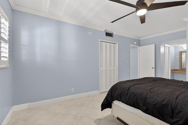 2801 N Palm Aire Drive Pompano Beach FL 33069