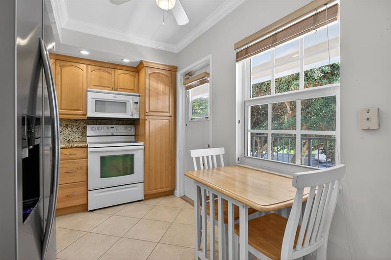 2801 N Palm Aire Drive Pompano Beach FL 33069