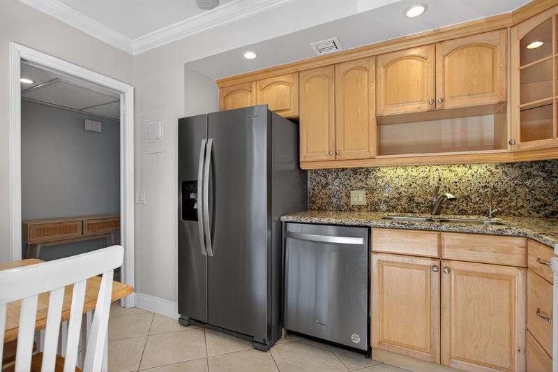 2801 N Palm Aire Drive Pompano Beach FL 33069