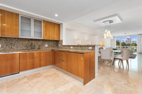 45 Hendricks Isle Fort Lauderdale FL 33301