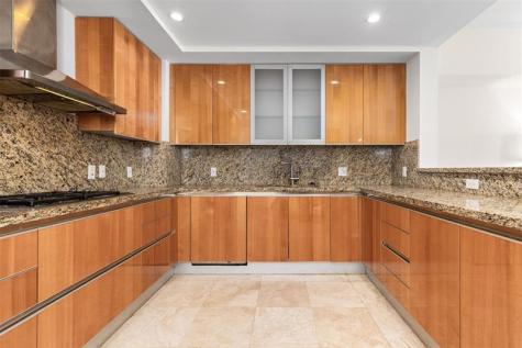 45 Hendricks Isle Fort Lauderdale FL 33301