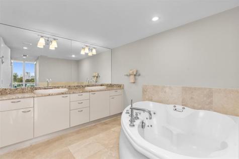 45 Hendricks Isle Fort Lauderdale FL 33301