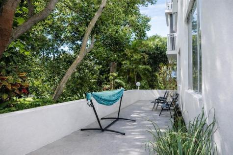 3800 Hillcrest Drive Hollywood FL 33021