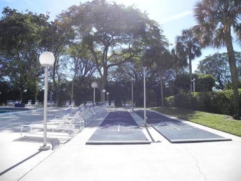 3800 Hillcrest Drive Hollywood FL 33021