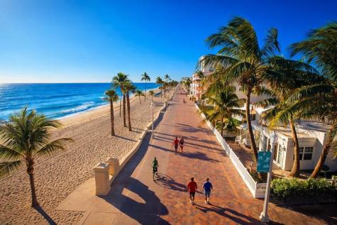 3800 Hillcrest Drive Hollywood FL 33021