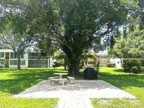 326 Tilford P Deerfield Beach FL 33442