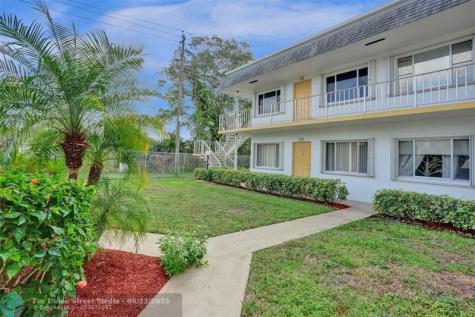 3322 Cynthia Lane Lake Worth Beach FL 33461