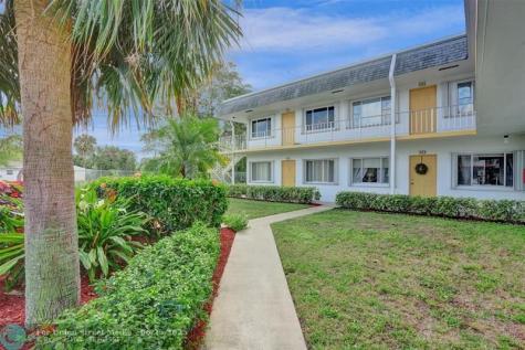 3322 Cynthia Lane Lake Worth Beach FL 33461