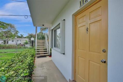 3322 Cynthia Lane Lake Worth Beach FL 33461