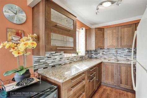 3322 Cynthia Lane Lake Worth Beach FL 33461