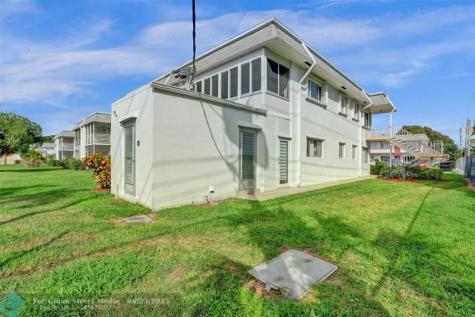 3322 Cynthia Lane Lake Worth Beach FL 33461