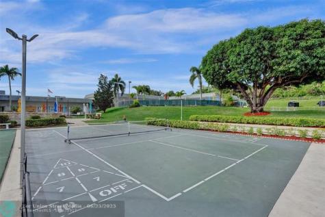 3322 Cynthia Lane Lake Worth Beach FL 33461