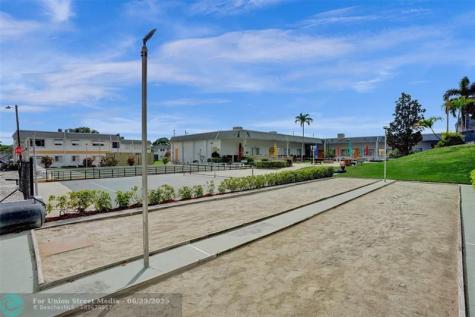 3322 Cynthia Lane Lake Worth Beach FL 33461