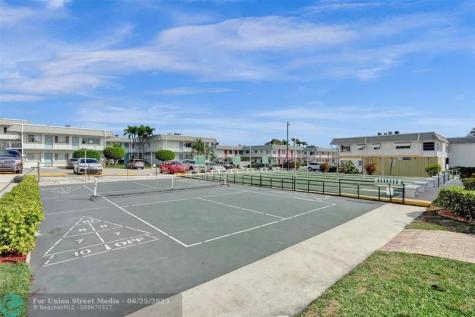 3322 Cynthia Lane Lake Worth Beach FL 33461