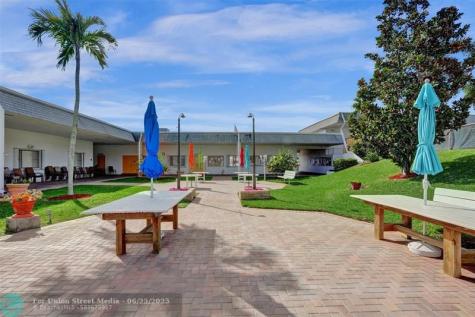 3322 Cynthia Lane Lake Worth Beach FL 33461