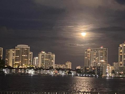 2780 NE 183rd Street Aventura FL 33160