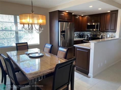 2060 Cambridge C Deerfield Beach FL 33442