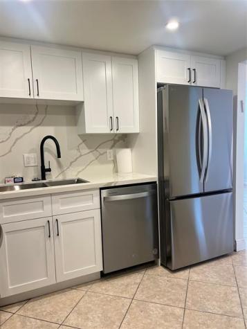 4000 N Hills Drive Hollywood FL 33021