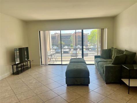 4000 N Hills Drive Hollywood FL 33021