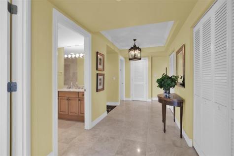 9 NE 20th Avenue Deerfield Beach FL 33441