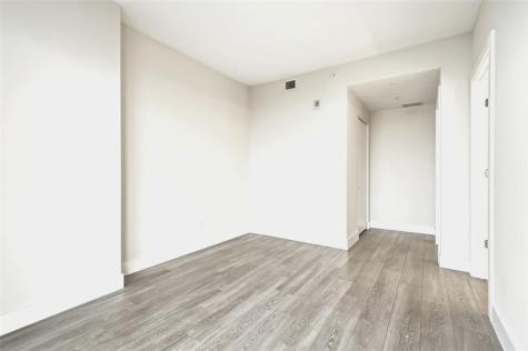 2960 NE 207th Street Miami FL 33180
