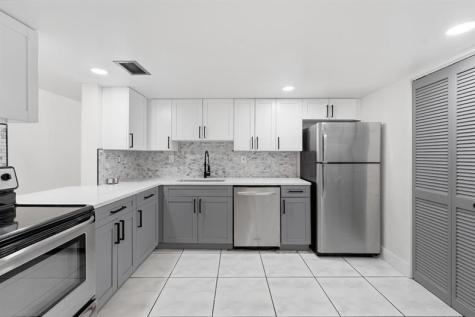 6678 Racquet Club Drive Fort Lauderdale FL 33319