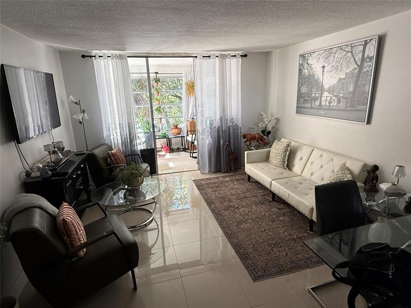 2601 NW 48th Terrace Lauderdale Lakes FL 33313