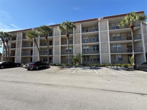 2601 NW 48th Terrace Lauderdale Lakes FL 33313