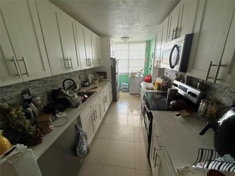 2601 NW 48th Terrace Lauderdale Lakes FL 33313