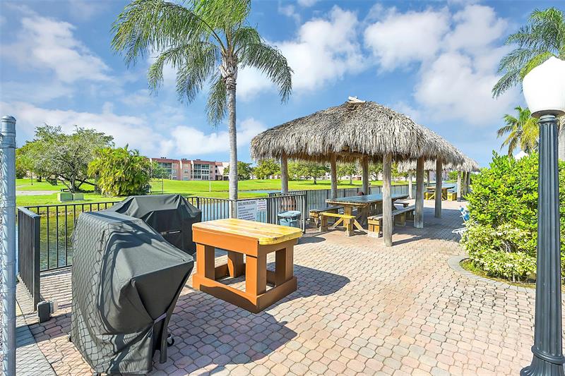 2780 N Pine Island Road Sunrise FL 33322