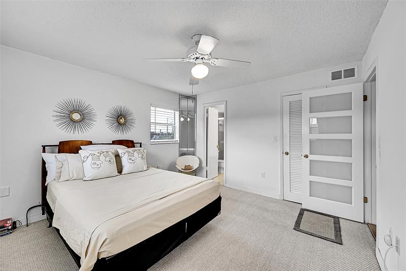 2780 N Pine Island Road Sunrise FL 33322
