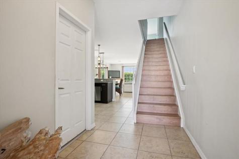 2325 SE 5th Street Pompano Beach FL 33062