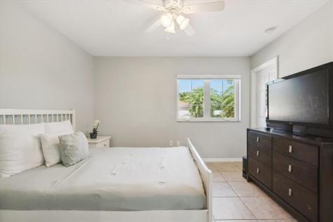 2325 SE 5th Street Pompano Beach FL 33062