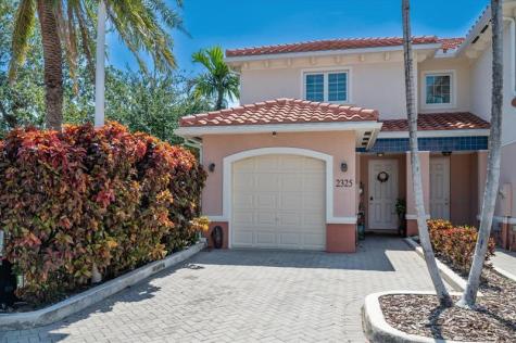 2325 SE 5th Street Pompano Beach FL 33062