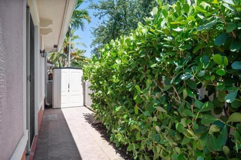 2325 SE 5th Street Pompano Beach FL 33062