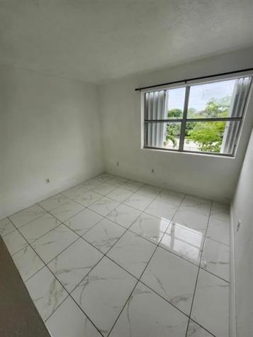 5505 NW 7th Street Miami FL 33126