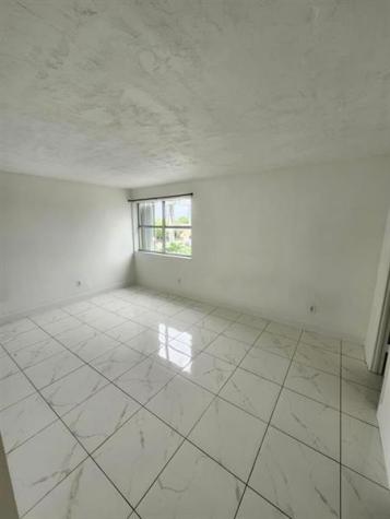 5505 NW 7th Street Miami FL 33126
