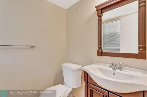 7290 NW 1st Street Margate FL 33063