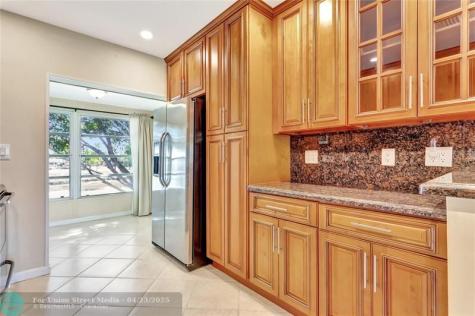 7290 NW 1st Street Margate FL 33063