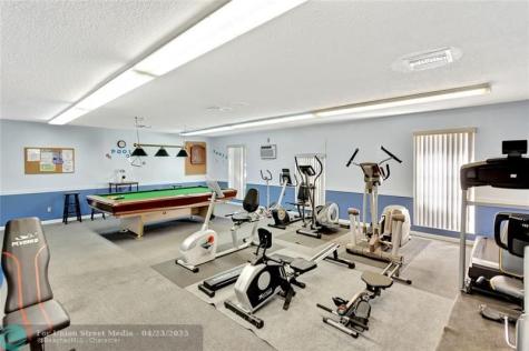 7290 NW 1st Street Margate FL 33063