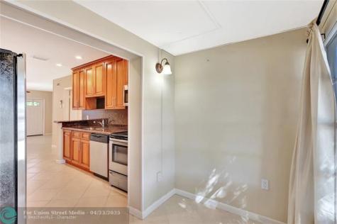 7290 NW 1st Street Margate FL 33063