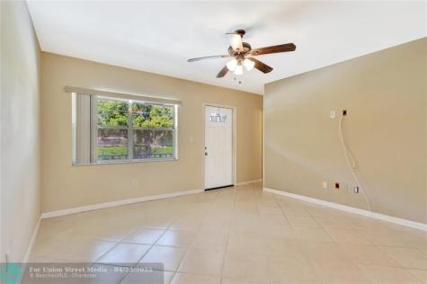 7290 NW 1st Street Margate FL 33063