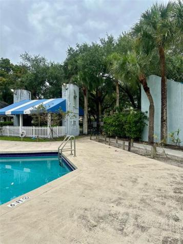 2058 Champions Way North Lauderdale FL 33068