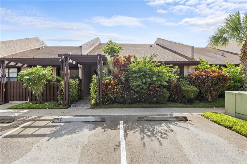 8337 NW 37th Place Sunrise FL 33351