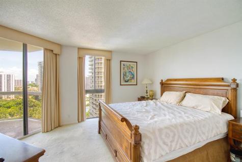 20185 E Country Club Drive Miami FL 33180