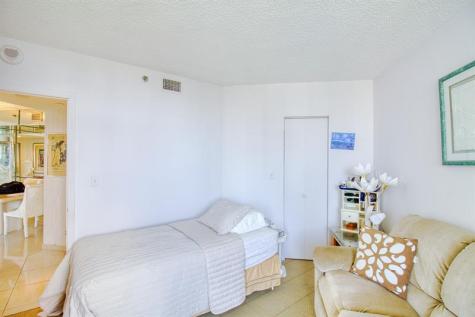 20185 E Country Club Drive Miami FL 33180